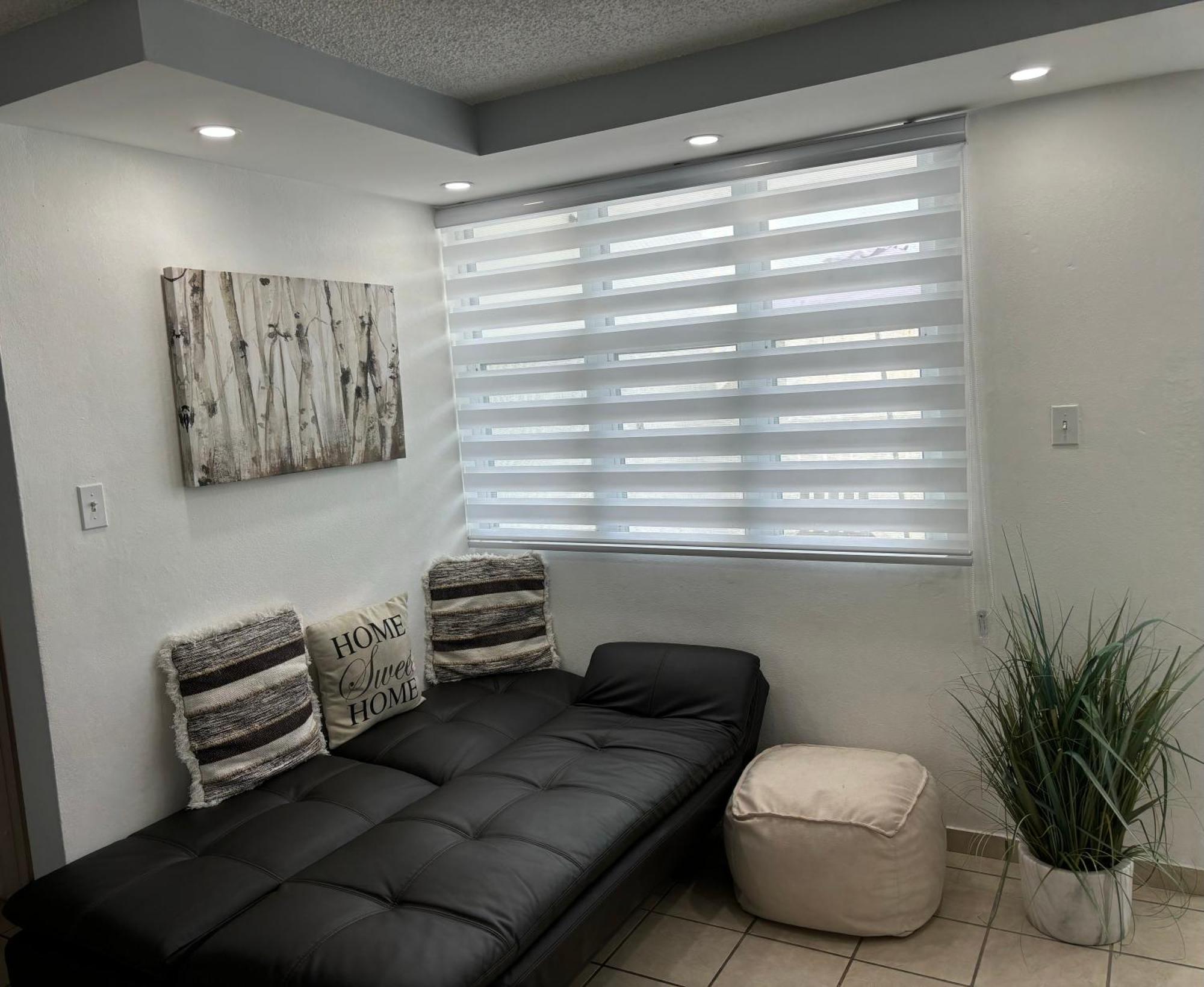 Private Apartment Near Sju Solar Battery Carolina Buitenkant foto